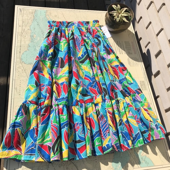 Vintage Tropical Pattern Tiered Skirt - Picture 3 of 5